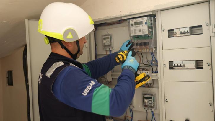 UEDAŞ, elektrik şebekesini akıllı sayaçlarla dönüştürüyor