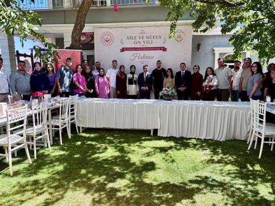 Destekten yararlanarak evlenen çiftler bir araya geldi
