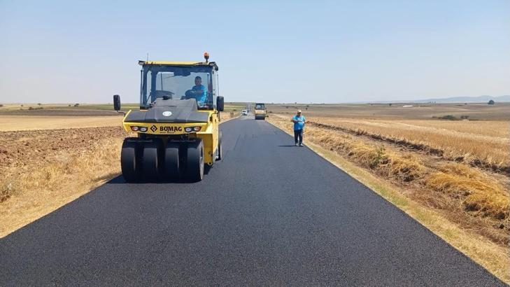 Edirne'de 10 köyü birbirine bağlayan yol asfaltlandı