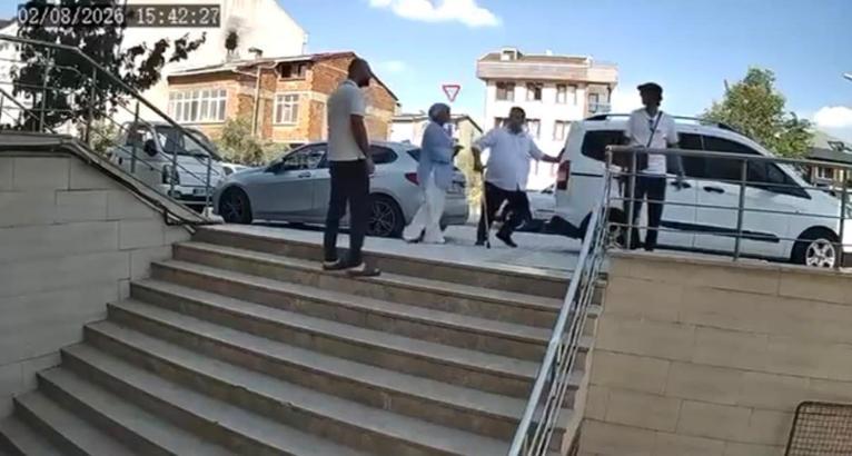 Beylikdüzü’nde mobilya imalatçısını silahla tehdit edip 4 milyon istediler