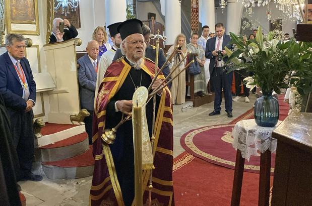 Fener Rum Patriği Bartholomeos, Çanakkale'de ayine katıldı