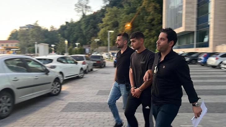 Kavgada bıçaklanarak öldürüldü (3)