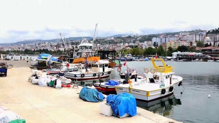 Karadenizli balıkçılardan av sezonuna sayılı günler kala hummalı hazırlık/Ek fotoğraflar