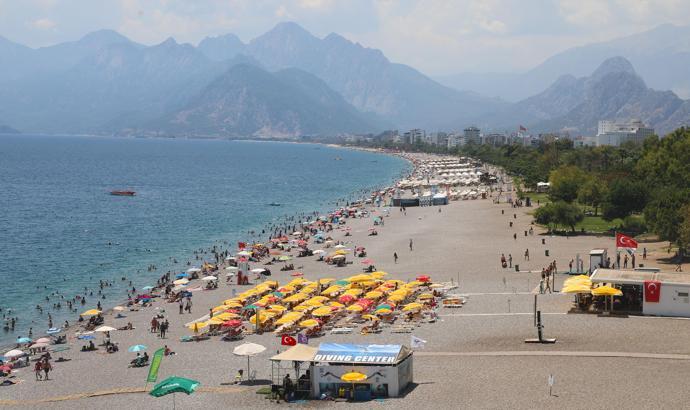 'Akdeniz'deki mikroplastik sorunu çözülmezse turizm sekteye uğrar'