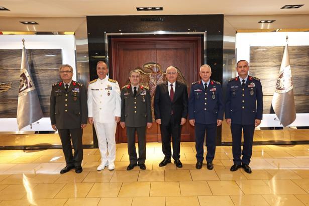 Hava Kuvvetleri Komutanlığı'nda devir teslim