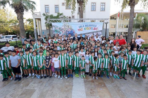Urla'da çocuklar yaz atölyeleriyle hem eğlendi hem öğrendi
