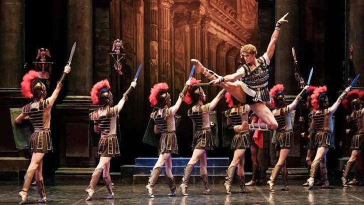 Aspendos Festival Perdesi 33'üncü kez açılıyor