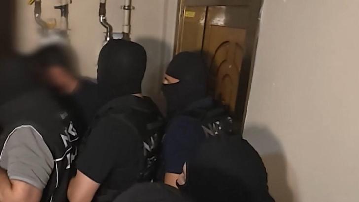 Kırmızı bültenle Faslı kadın Avcılar’da yakalandı