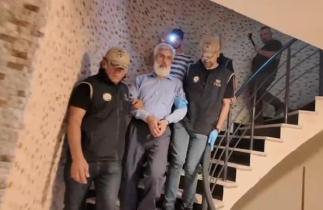 Furkan Vakfı’na operasyon: Alparslan Kuytul ve eşi ile çok sayıda kişiye gözaltı / Ek fotoğraflar