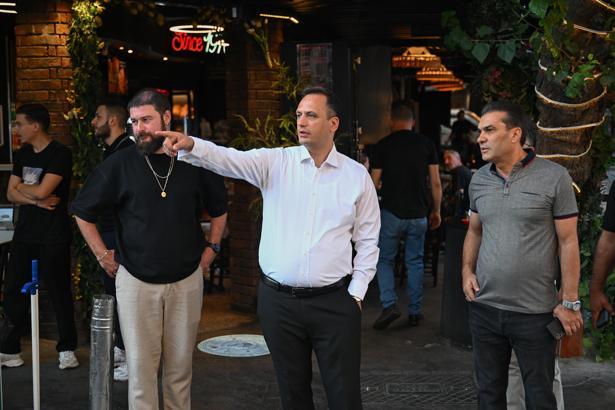 Bornova'da kaldırım ve yol işgallerine denetim
