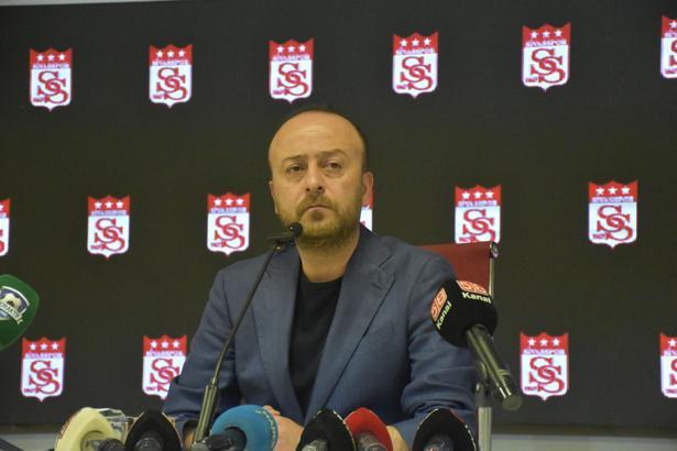 Sivasspor Başkanı Özçoban: Kırmızı çizgimiz kulübün mali yapısını toparlamak