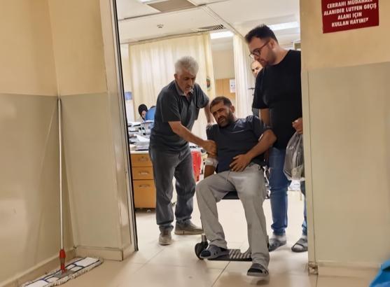 Karnına çivi saplanan mobilya işçisi yaralandı