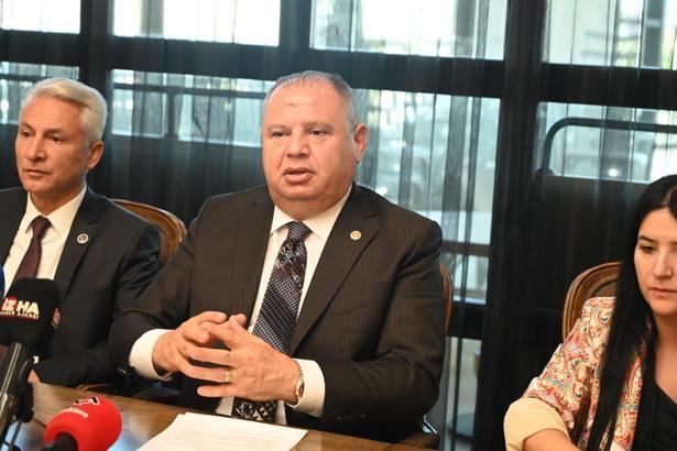 MHP'li Öztürk: Teröre giden kaynaklar bitsin, analar ağlamasın istiyoruz