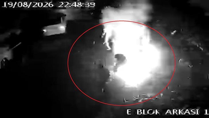 Ateşledikleri havai fişekler patladı: 3 yaralı