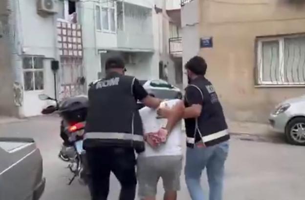 İstanbul ve İzmir'de iki ayrı operasyon: 64 gözaltı kararı/Ek fotoğraflar