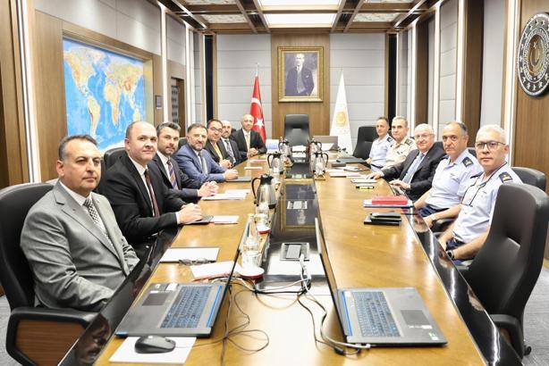 Bakan Güler, TUSAŞ heyetini kabul etti
