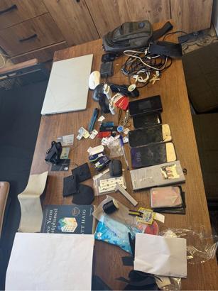 Garda bulunan çantadan kopya düzenekleri çıktı, öğretmen gözaltına alındı