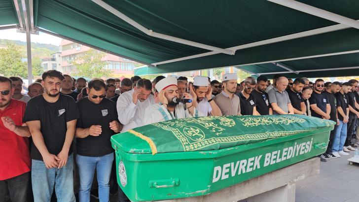 İstanbul’daki kazada ölen kameraman, Zonguldak'ta son yolculuğuna uğurlandı