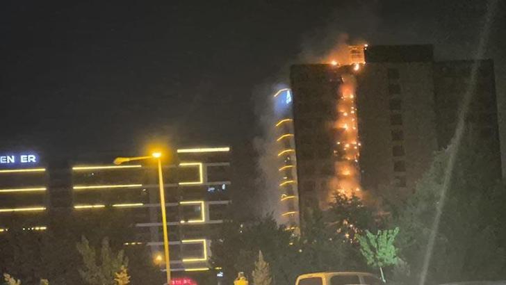 Diyarbakır’da plazada yangın; 5 kişi dumandan etkilendi