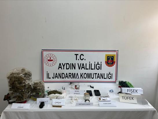 Kuşadası'ndaki uyuşturucu operasyonda, 4 tutuklama