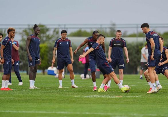 Trabzonspor, Ferencvaros maçı hazırlıklarına başladı