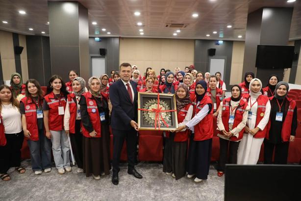 Damla Gönüllülük Hareketi kapsamında 40 genç Niğde’de buluştu