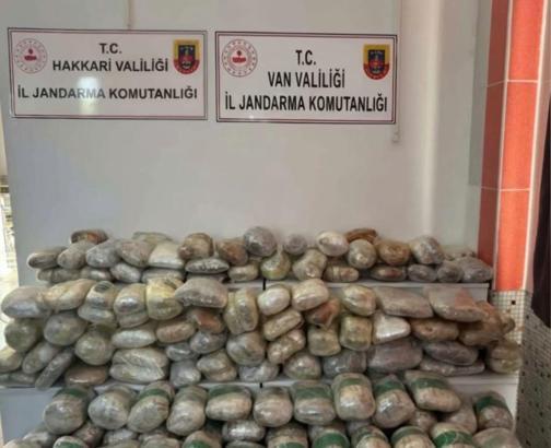 2 ilde uyuşturucu operasyonları: 3 tutuklama