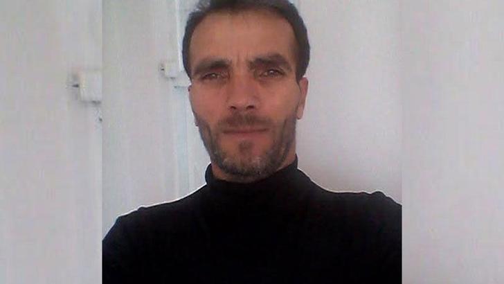 Annesine mesaj atan kişiyi demir çubukla döverek öldürdü
