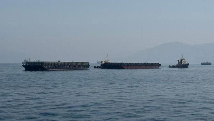 Hürmüz Boğazı'nda bir tanker vuruldu