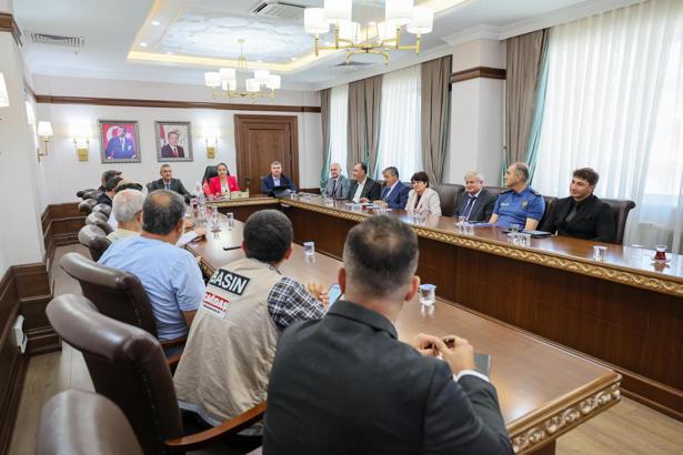 Burdur’da yeni akademik yıl tedbirleri görüşüldü
