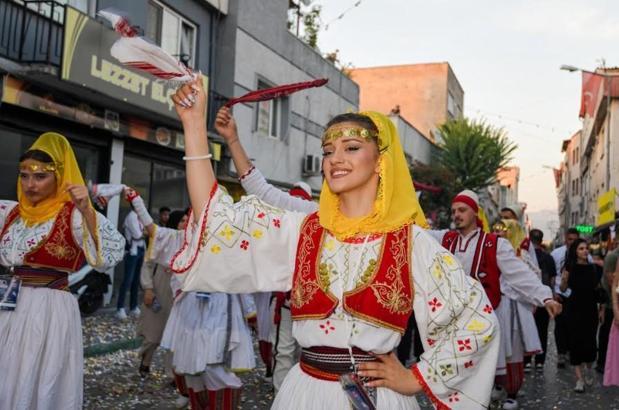 Osmangazi’de Uluslararası Balkan Festivali başladı