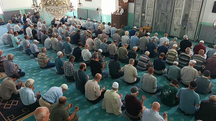 Ulucami'de şehitler için mevlit okutuldu