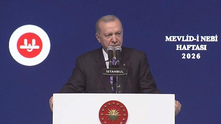 Cumhurbaşkanı Erdoğan: Müslümanlar olarak hak ve hukukumuzu birlikte savunmak mecburiyetindeyiz