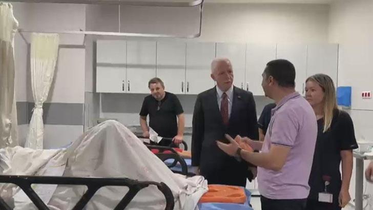 Vali Gül, Zeytinburnu'ndaki İETT otobüsü kazasında yaralananları hastanede ziyaret etti