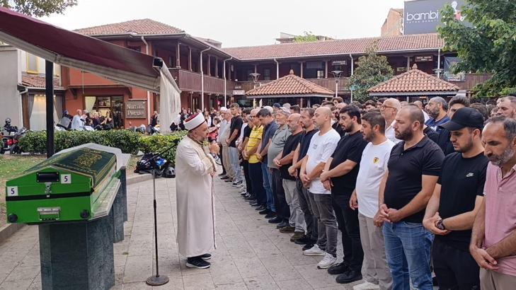 Motosikletiyle kaza yapıp, arkadan gelen otomobil çarpan Talha, hayatını kaybetti (3)