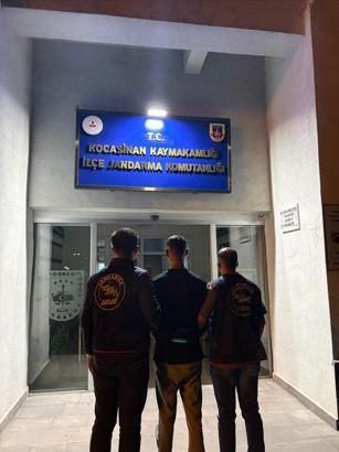 Kayseri'de uyuşturucudan 19 yıl hapis cezasıyla aranan firari hükümlü yakalandı