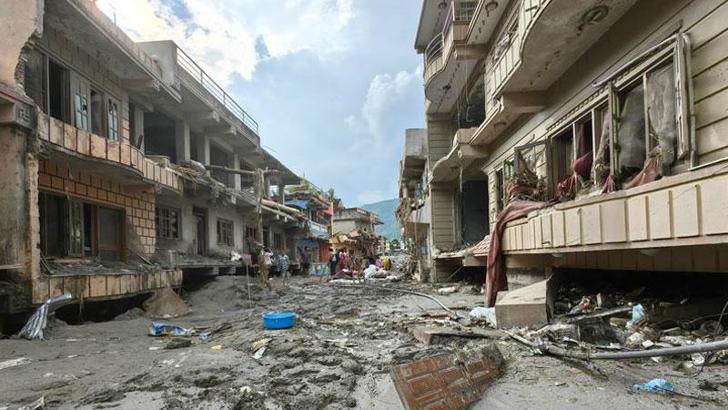 Nepal'deki selde hayatını kaybedenlerin sayısı 903'e yükseldi