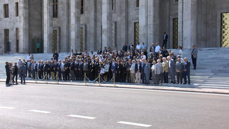 Hayatını kaybeden eski CHP Genel Başkan Vekili Selvi için TBMM'de tören düzenlendi