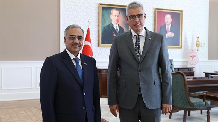 Bakan Memişoğlu, D8 Ekonomik İşbirliği Genel Sekreteri Mahmood ile görüştü