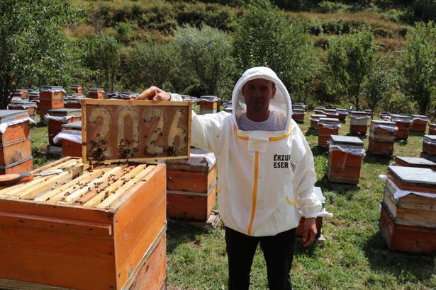 Kışın fıtness antrenörü yazın bal üreticisi
