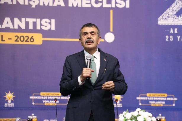 Bakan Tekin: Top artık bizde, hep beraber bu sürece sahip çıkalım (2)