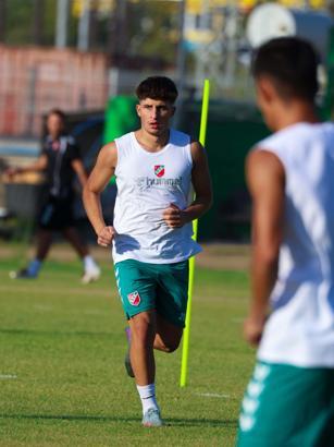Karşıyaka'da Samet döndü, Mehmet belirsiz