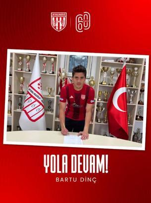 Ayvalıkgücü kaleci Bartu ile uzattı
