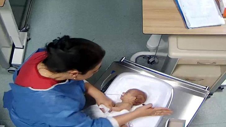 Kuvözdeki bebeğe şiddet olayında son noktayı adli tıp üst kurulu koyacak