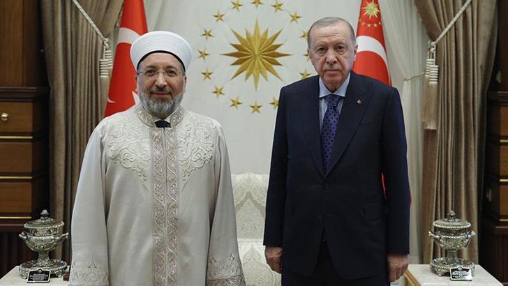 Cumhurbaşkanı Erdoğan, Diyanet İşleri Başkanı Arpaguş'u kabul etti