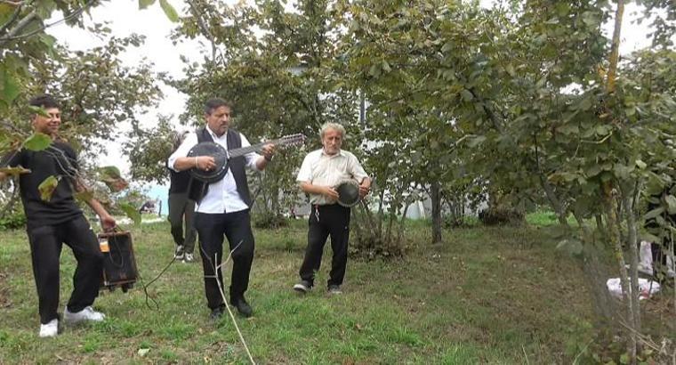 Fındık işçilerine ‘çalgılı mola’