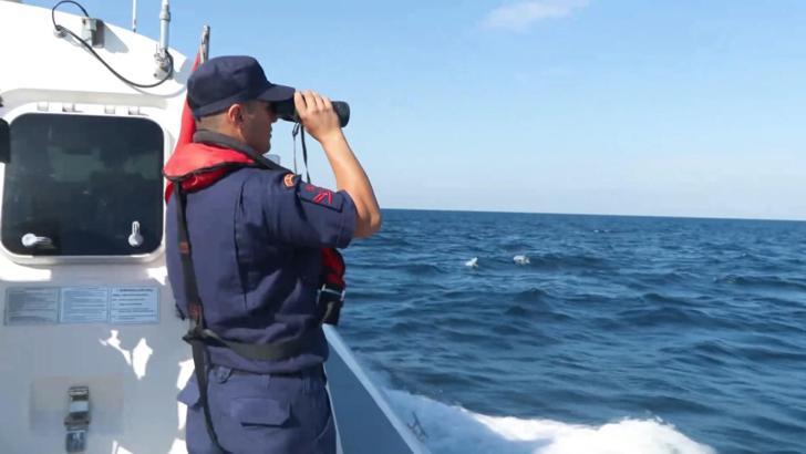 Silivri açıklarında batan gemiyi arama çalışmaları 2'nci gününde sürüyor