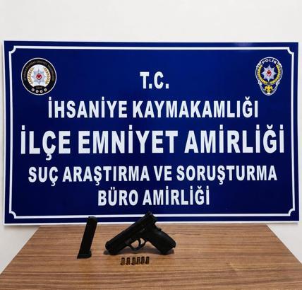 Düğünde tabancayla ateş açtı, tutuklandı