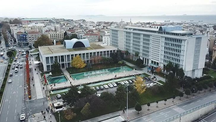 İBB'ye yönelik 'Yolsuzluk' davası; mahkemede görüntü çekenlere soruşturma başlatıldı