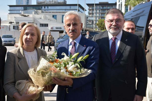 Bakan Uraloğlu: Türkiye'yi dijital dönüşümün güçlü aktörlerinden biri haline getirdik (3)